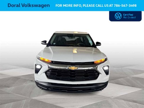 Used 2024 Chevrolet TrailBlazer LS image 3