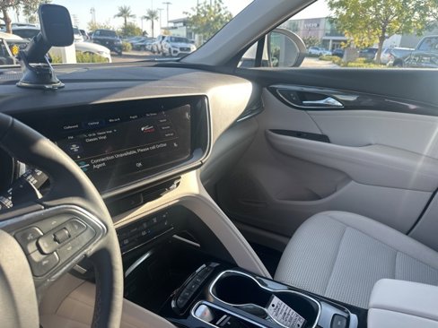 Used 2023 Buick Envision Preferred image 9