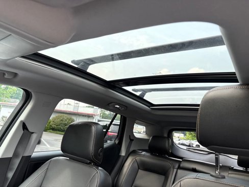 Used 2020 GMC Terrain SLT w/ Preferred Package image 23