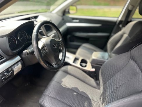 Used 2012 Subaru Outback 2.5i Premium image 7