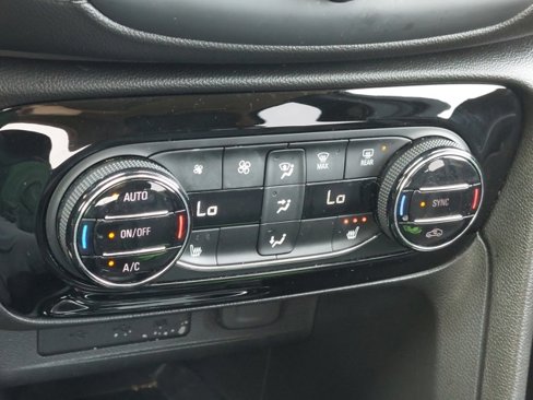 Used 2021 Buick Encore GX Essence w/ Experience Buick Package image 23
