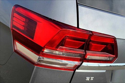 Used 2019 Volkswagen Atlas SE w/ Panoramic Sunroof Package image 28