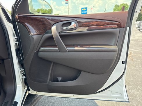 Used 2014 Buick Enclave Leather image 13
