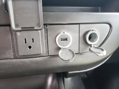 Used 2017 Chevrolet Express 2500 image 20
