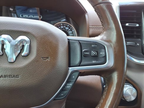 Used 2019 RAM 1500 Laramie image 35