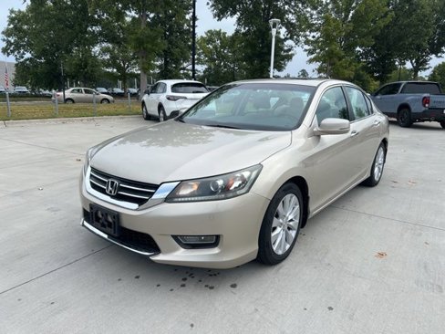 Used 2013 Honda Accord EX image 4