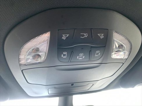 New 2025 Chrysler Pacifica Select image 24