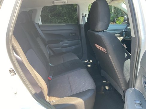 Used 2017 Mitsubishi Outlander Sport LE image 24