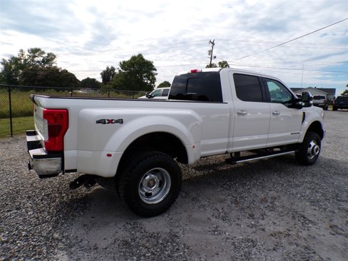 Used 2019 Ford F350 Lariat w/ Lariat Ultimate Package image 9
