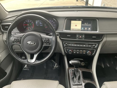 Used 2016 Kia Optima EX w/ Premium Package image 11