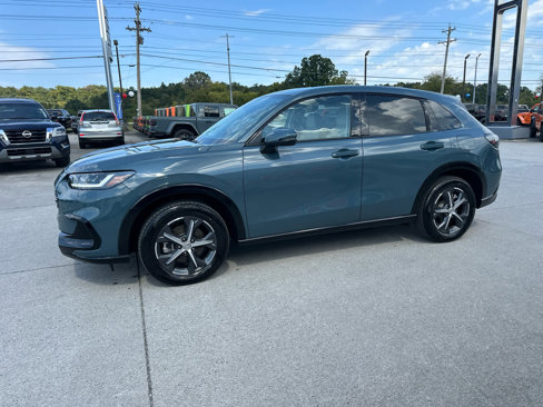 Used 2024 Honda HR-V EX-L image 2