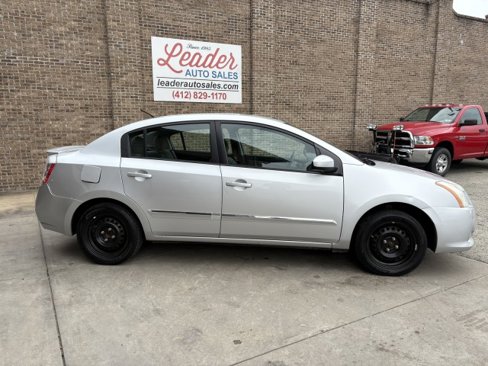 Used 2012 Nissan Sentra 2.0 S image 2