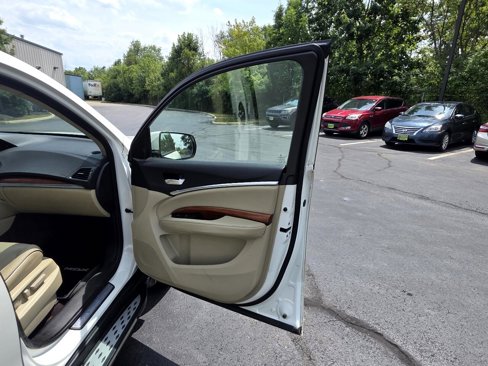 Used 2017 Acura MDX SH-AWD w/ Advance Package image 44