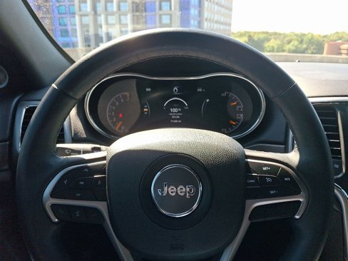 Used 2018 Jeep Grand Cherokee Altitude image 20