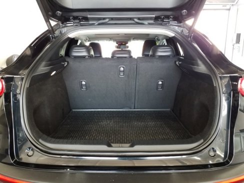 Used 2021 MAZDA CX-30 AWD 2.5 S w/ Premium Package image 17