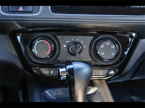 Used 2019 Honda HR-V LX image 13
