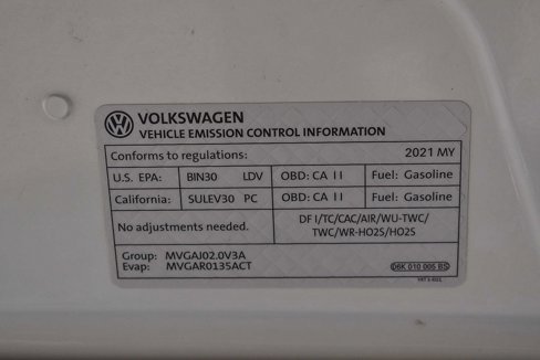 Used 2021 Volkswagen Tiguan SE w/ Panoramic Sunroof Package image 28