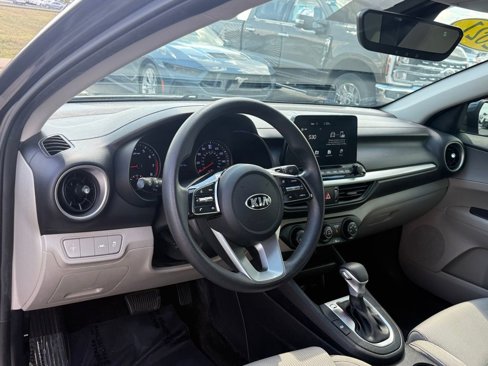 Used 2021 Kia Forte LXS image 4