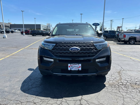 Used 2021 Ford Explorer XLT w/ Equipment Group 202A image 3