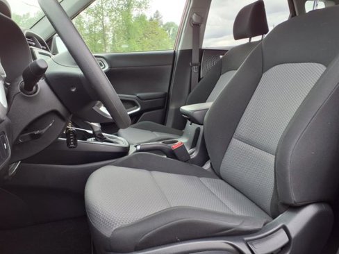 Used 2022 Kia Soul LX image 17