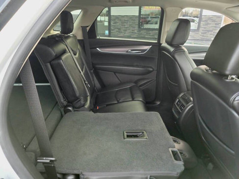 Used 2017 Cadillac XT5 Premium Luxury image 29