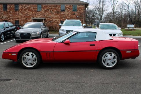 Used 1989 Chevrolet Corvette Convertible image 5