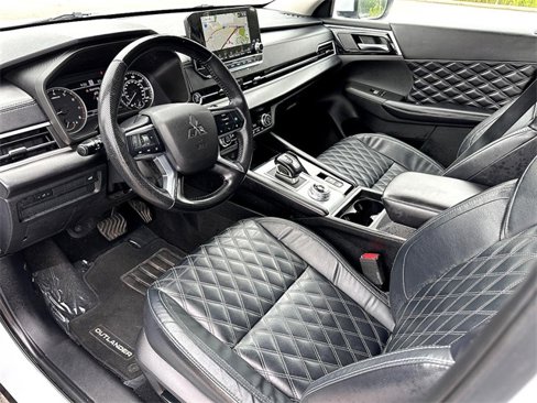 Used 2022 Mitsubishi Outlander SEL image 14