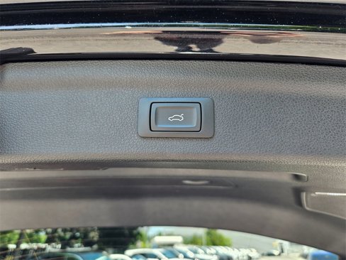 Used 2022 Audi Q3 2.0T Premium Plus image 23