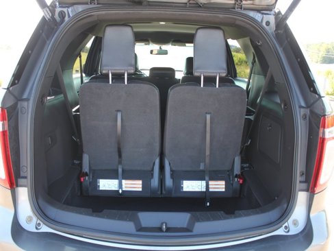 Used 2014 Ford Explorer XLT w/ Equipment Group 202A image 13