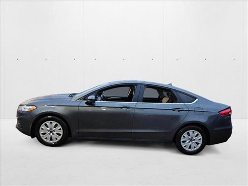 Used 2020 Ford Fusion S image 8