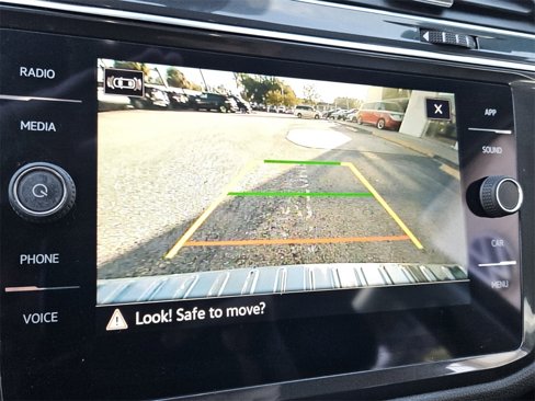 Used 2023 Volkswagen Tiguan SE image 30