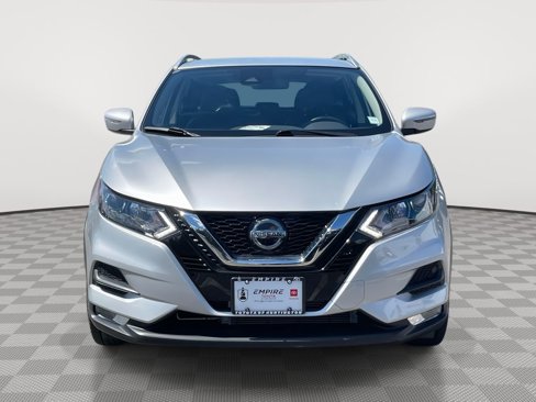 Used 2022 Nissan Rogue Sport SV w/ Technology Package image 2