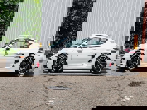 Certified 2015 Porsche Cayman GTS image 2