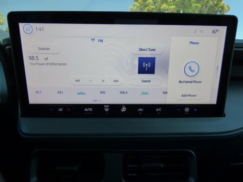 New 2025 Ford Maverick XL image 12
