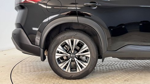 Used 2023 Nissan Rogue SV image 11