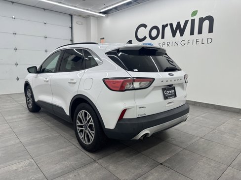 Used 2020 Ford Escape SEL image 2