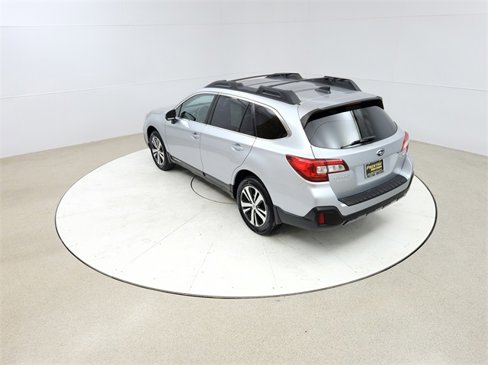 Used 2019 Subaru Outback 2.5i Limited w/ Popular Package #2 image 17