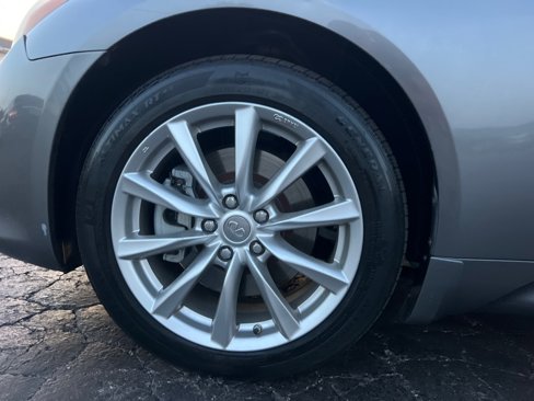 Used 2011 INFINITI G37 x w/ Premium Pkg image 35