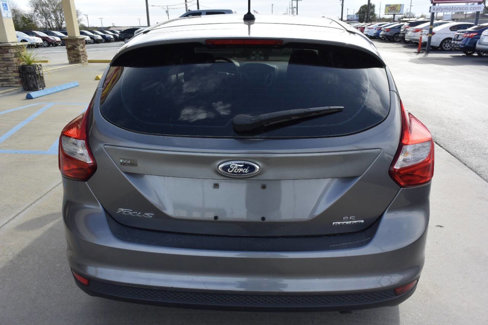 Used 2014 Ford Focus SE image 4