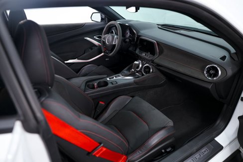 Used 2020 Chevrolet Camaro ZL1 image 18