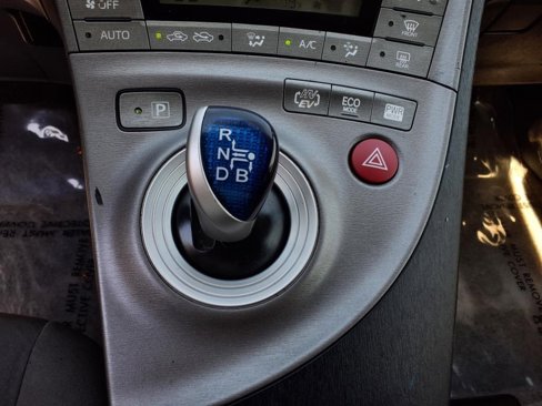 Used 2012 Toyota Prius Plug-In Hybrid image 10