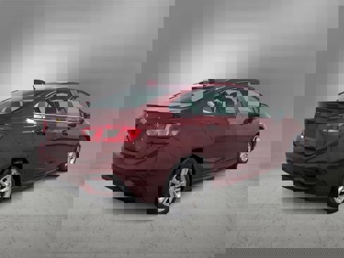 Used 2016 Chevrolet Cruze LT w/ Sun And Sound Package image 8