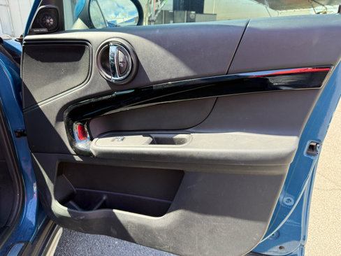 Used 2019 MINI Cooper Countryman S w/ Premium Package image 10