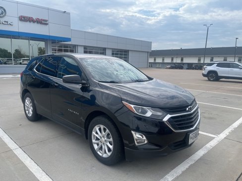 Used 2020 Chevrolet Equinox LT image 2