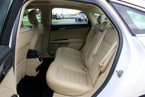 Used 2014 Ford Fusion SE w/ Equipment Group 202A image 32