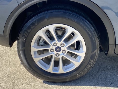 Used 2020 Ford Escape SE image 30