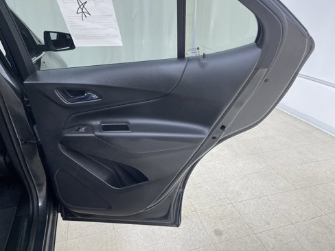 Used 2020 Chevrolet Equinox LT image 12