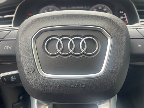 Used 2022 Audi Q7 Premium Plus image 18