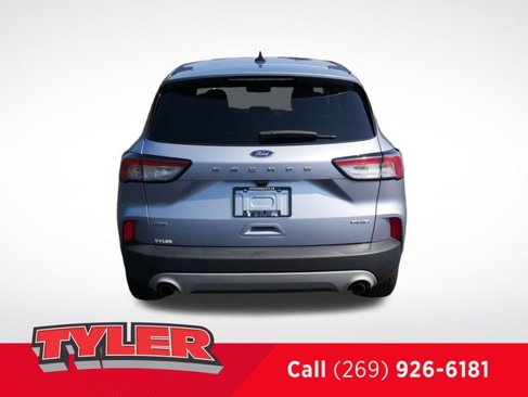 Used 2022 Ford Escape SE w/ Cold Weather Package image 7