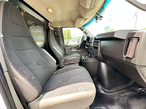 Used 2021 GMC Savana 2500 w/ Driver Convenience Package image 24